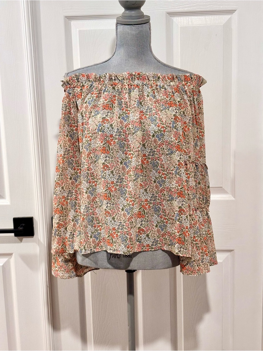 FLAWLESS Floral Off-The-Shoulder Bell Sleeve Top Romantic Boho Chic Cottagecore